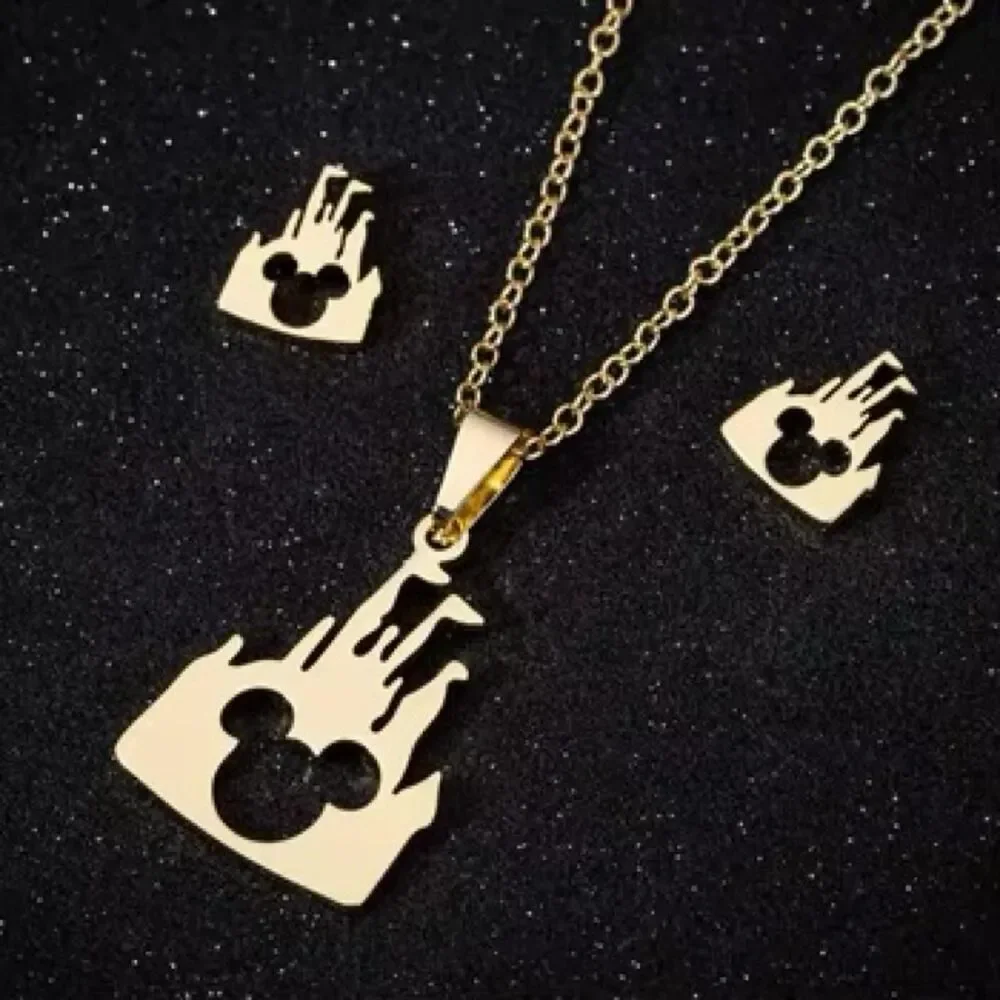 Unbranded Women's Silver and Gold Jewellery